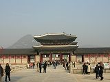 勤政門