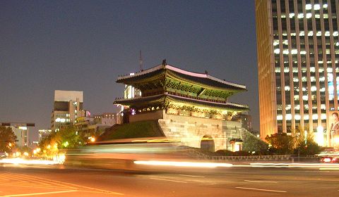 夜の南大門